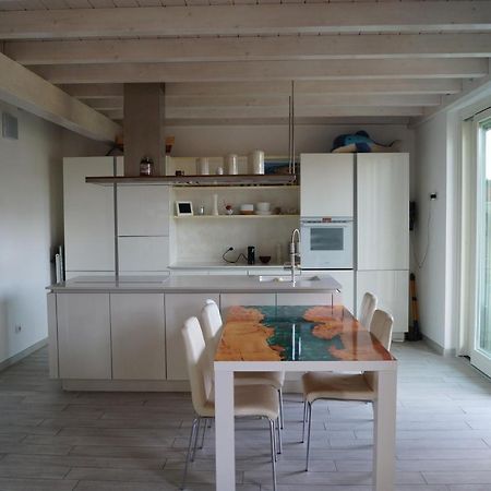 Charme Lake Loft Испра Экстерьер фото